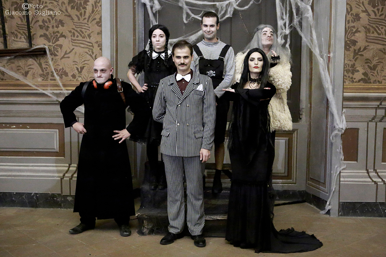 La famiglia Addams - Compagnia teatrale ControTempo